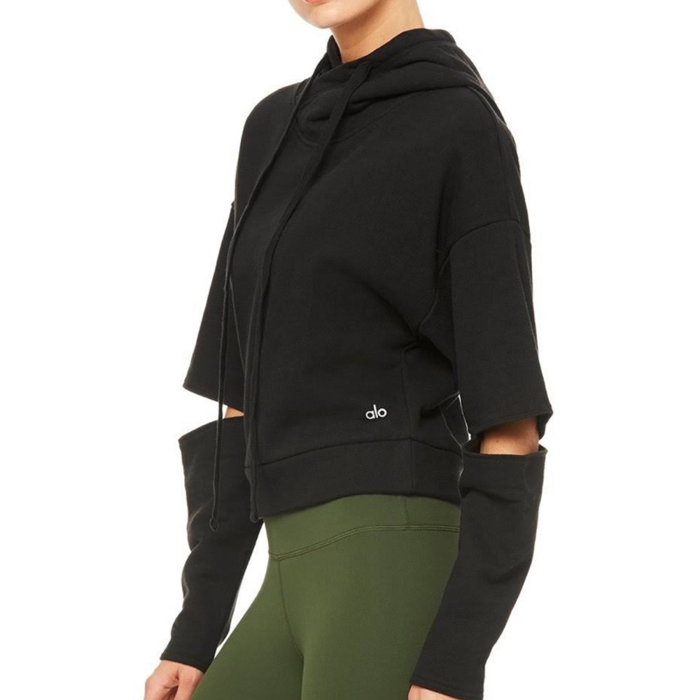 Alo Yoga peak cropped hoodie - Picture 2 of 11